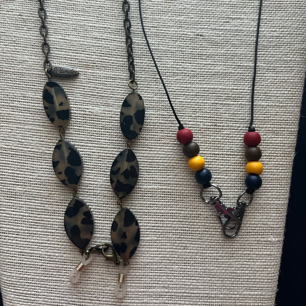 Plunder Mask Holders